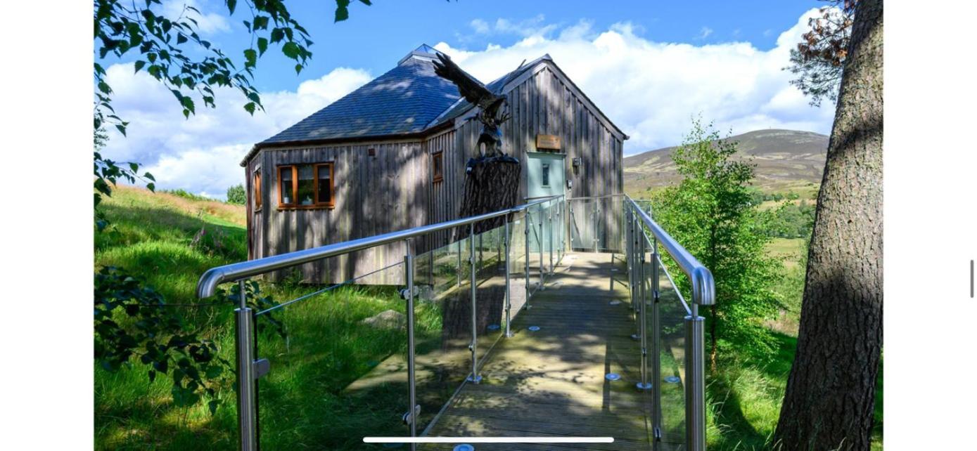 Dalnoid Cottages & Treehouses Nr Glenshee Exterior foto